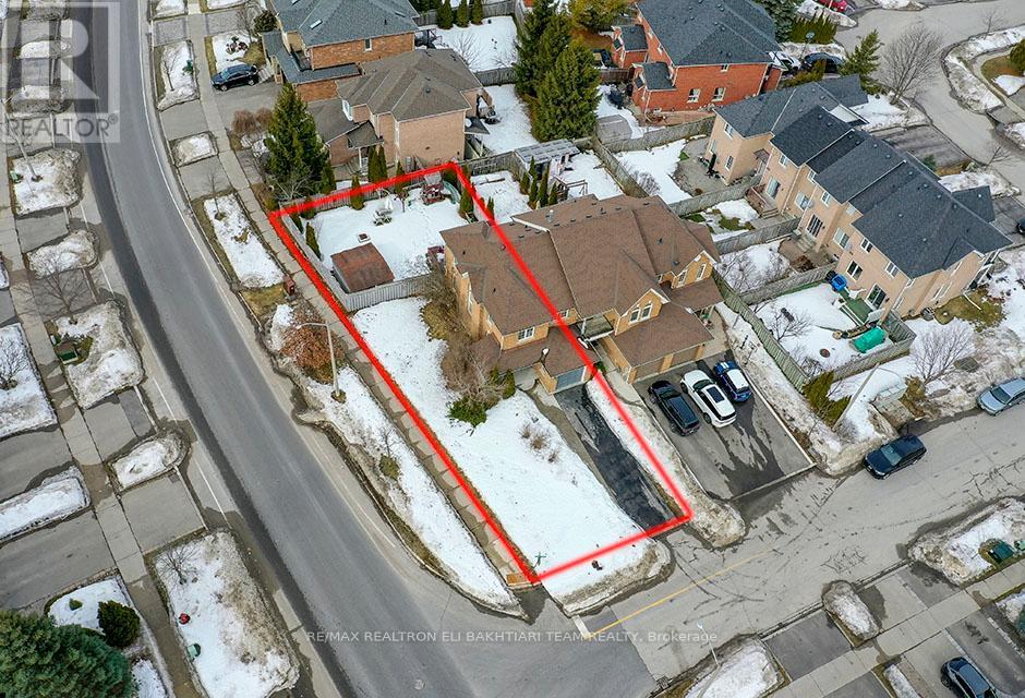 133 LONG POINT DRIVE, Richmond Hill, Ontario