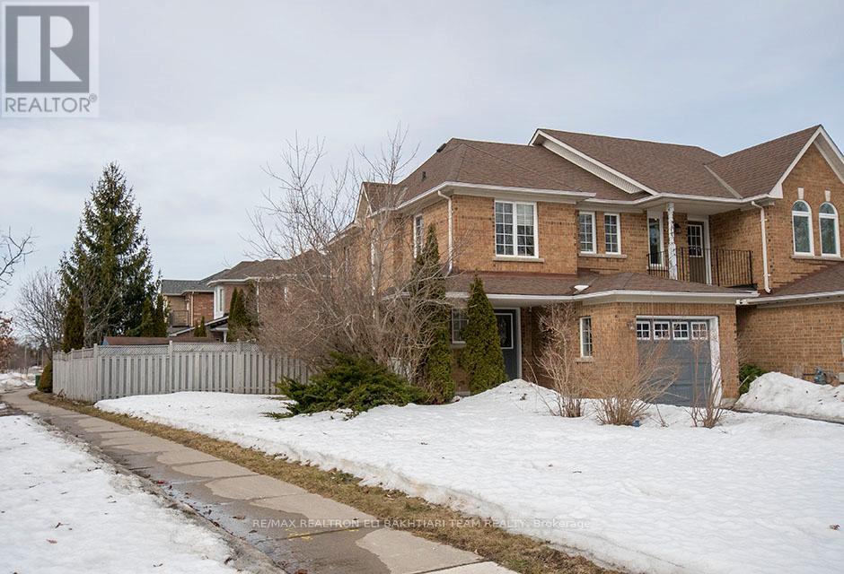 133 Long Point Drive, Richmond Hill, Ontario  L4E 3Z6 - Photo 6 - N12937720