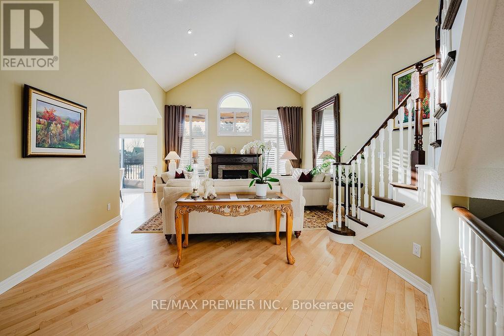 6 Bella Vista Trail, New Tecumseth, Ontario  L9R 2B2 - Photo 3 - N12937730