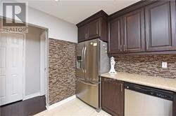 Upper - 1126 Galesway Boulevard, Mississauga, Ontario  L5V 2T7 - Photo 11 - W12937706