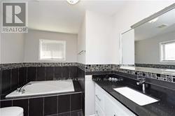 Upper - 1126 Galesway Boulevard, Mississauga, Ontario  L5V 2T7 - Photo 16 - W12937706