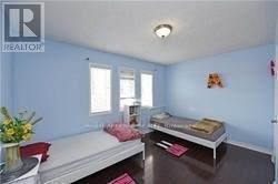 Upper - 1126 Galesway Boulevard, Mississauga, Ontario  L5V 2T7 - Photo 17 - W12937706