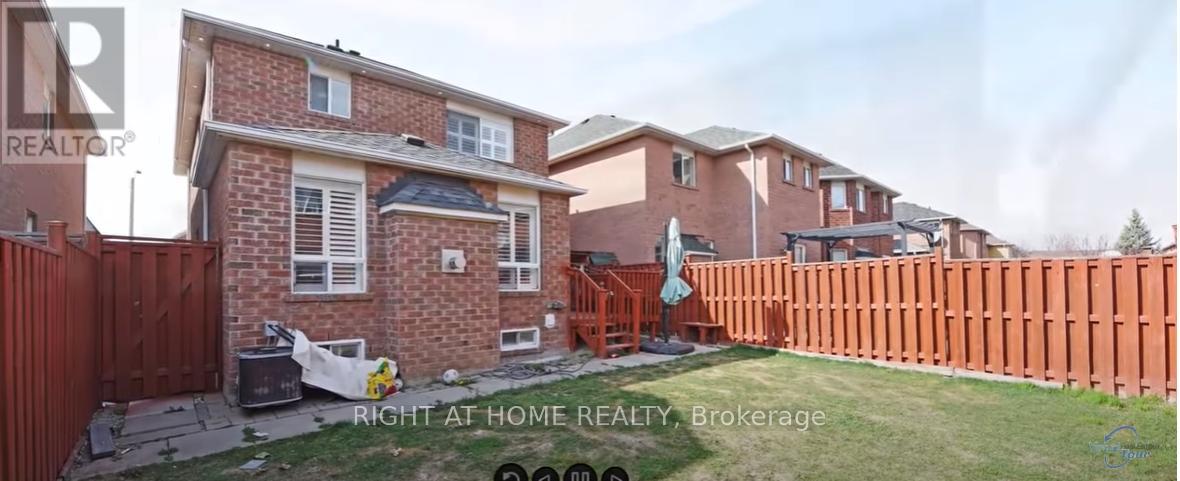 Upper - 1126 Galesway Boulevard, Mississauga, Ontario  L5V 2T7 - Photo 6 - W12937706