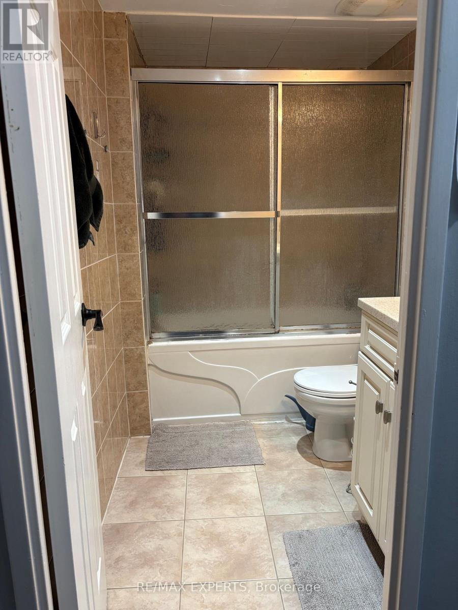 Ph15 - 11 Wincott Drive, Toronto, Ontario M9R 2R9 - Photo 14 - W12937716