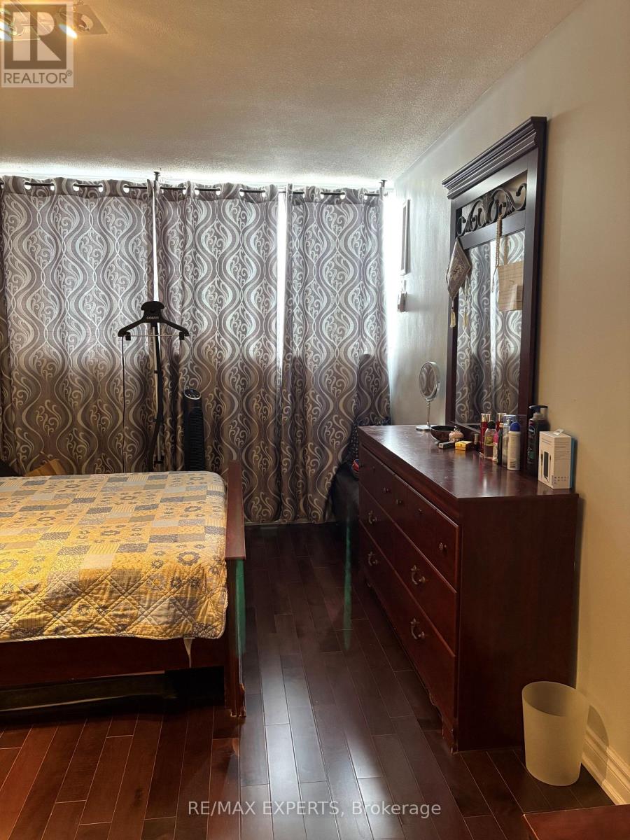 Ph15 - 11 Wincott Drive, Toronto, Ontario M9R 2R9 - Photo 17 - W12937716