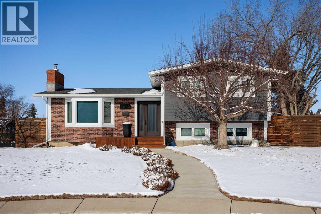 4505 66 StreetClose, camrose, Alberta