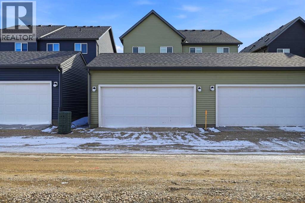 60 Savanna Place NE, Calgary, Alberta  T3J 0X5 - Photo 47 - A2293543