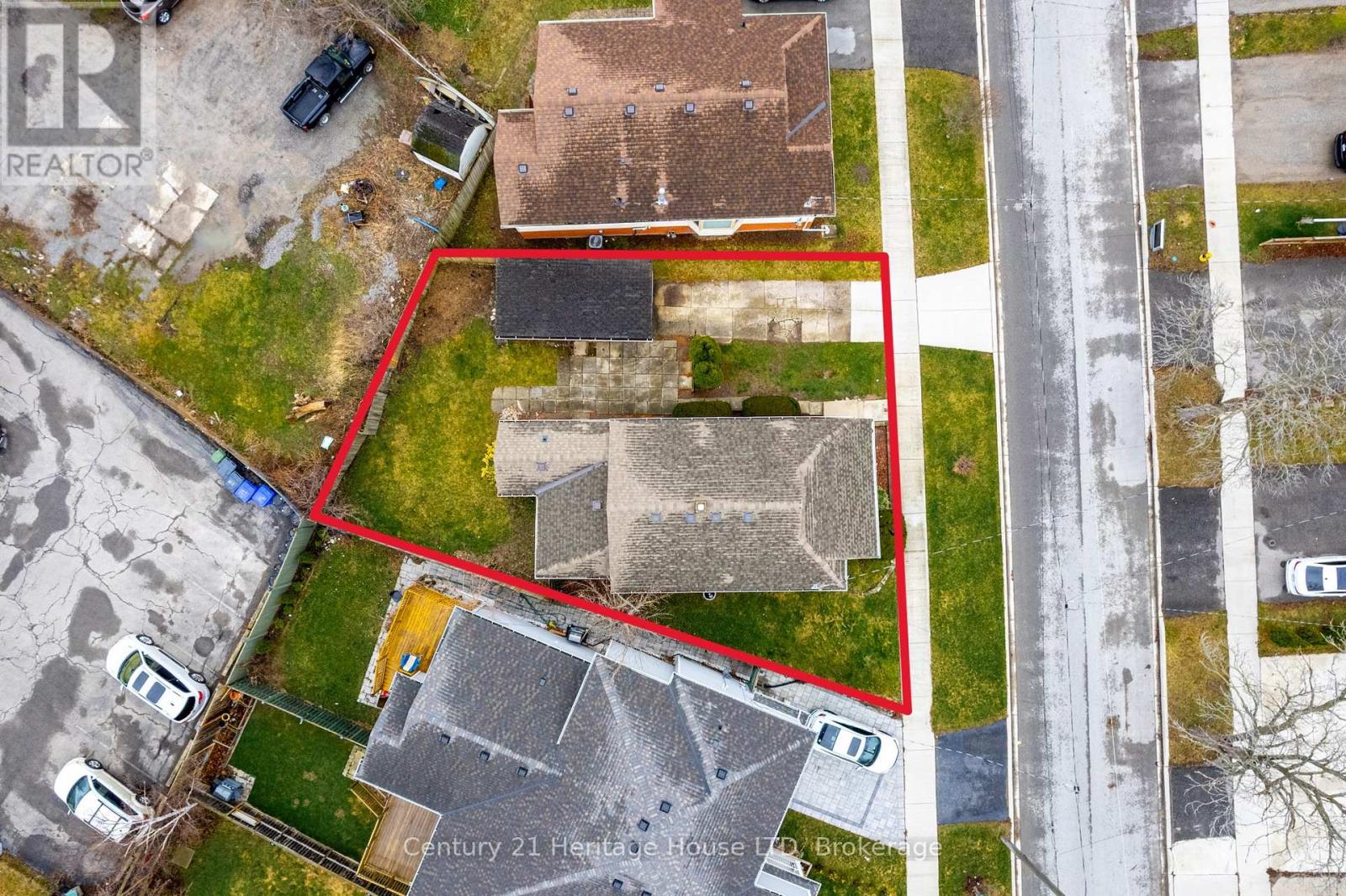 57 Leeper Street, St. Catharines, Ontario  L2S 2N1 - Photo 28 - X12923594