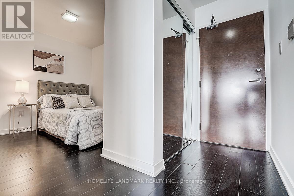 1007 - 10 Capreol Court, Toronto, Ontario  M5V 4A5 - Photo 16 - C12934246