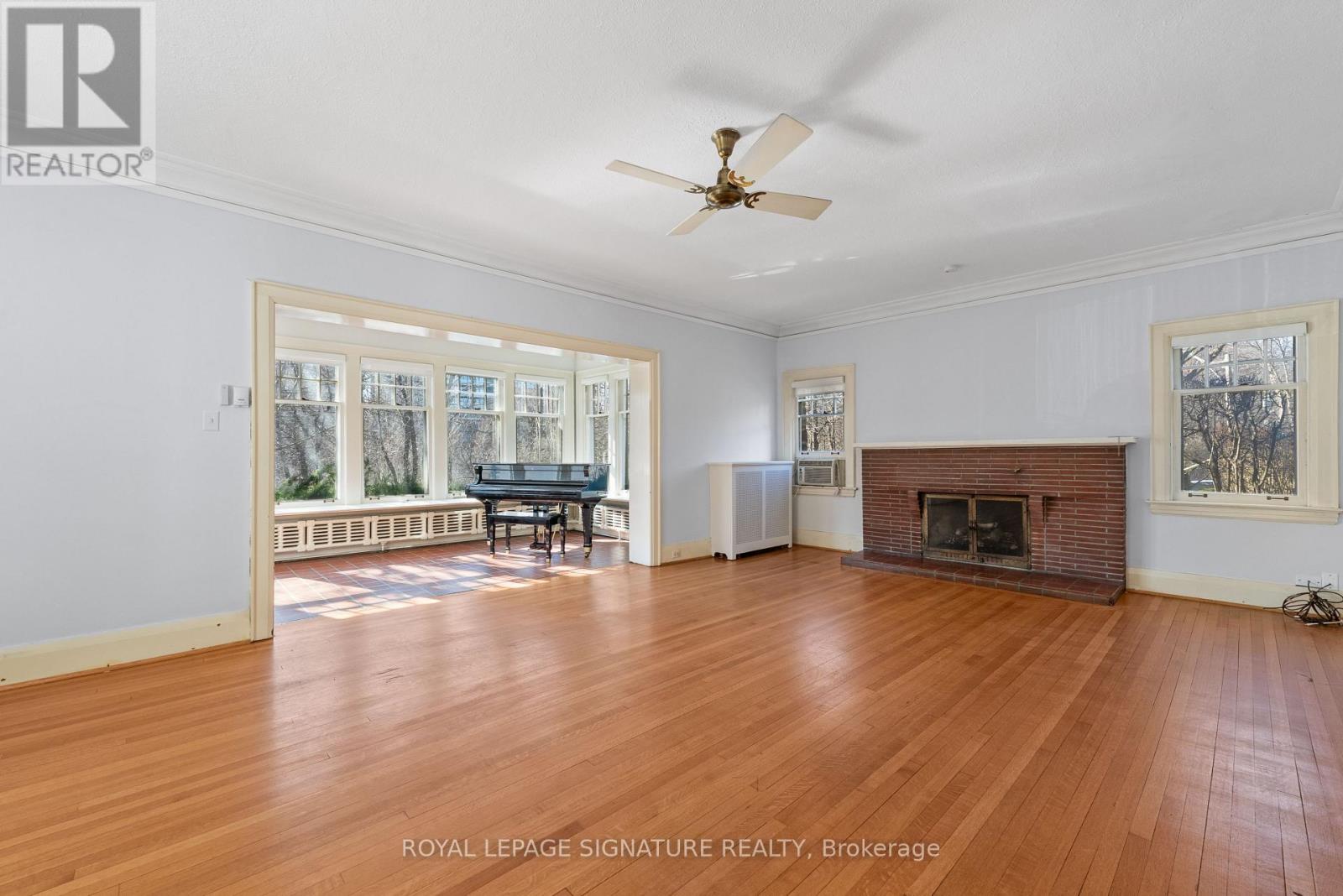 57 St Edmunds Drive, Toronto, Ontario  M4N 2P8 - Photo 16 - C12936386