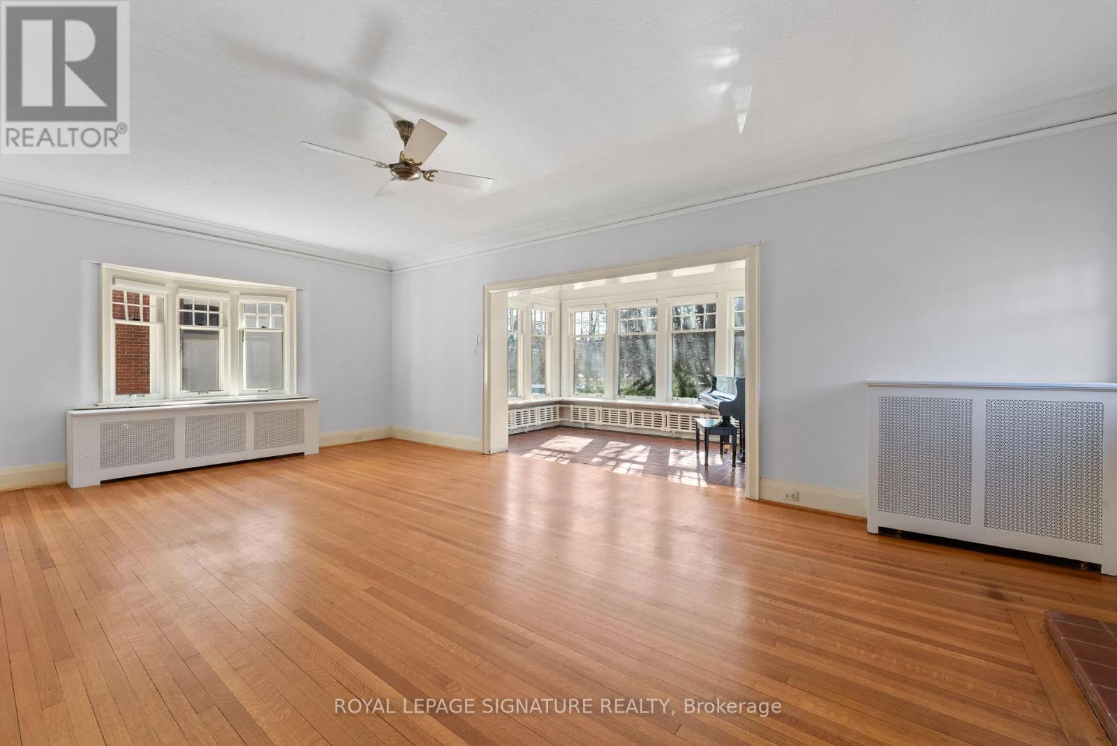 57 St Edmunds Drive, Toronto, Ontario  M4N 2P8 - Photo 15 - C12936386