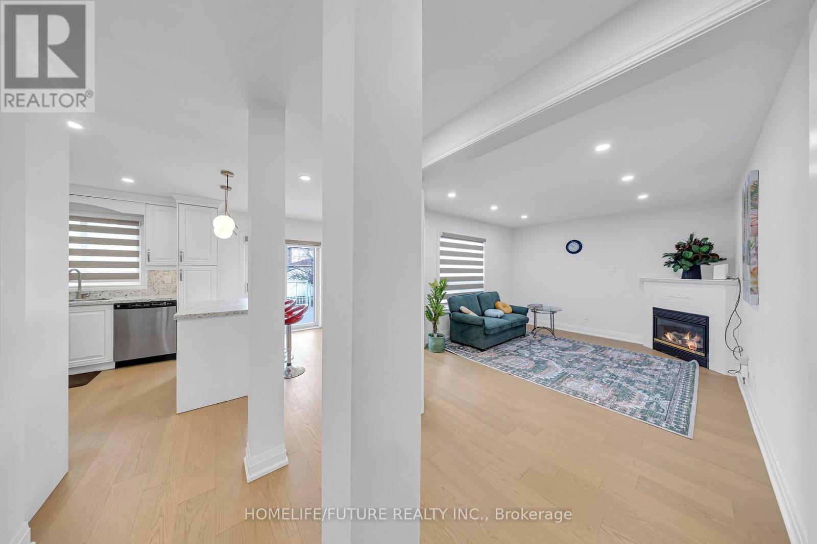 262 Helen Avenue, Markham, Ontario  L3R 1K1 - Photo 19 - N12936748