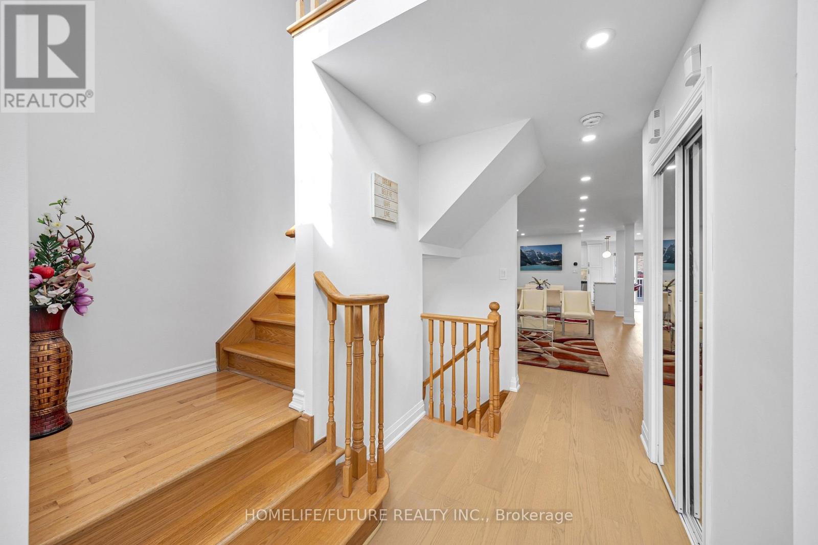 262 Helen Avenue, Markham, Ontario  L3R 1K1 - Photo 29 - N12936748