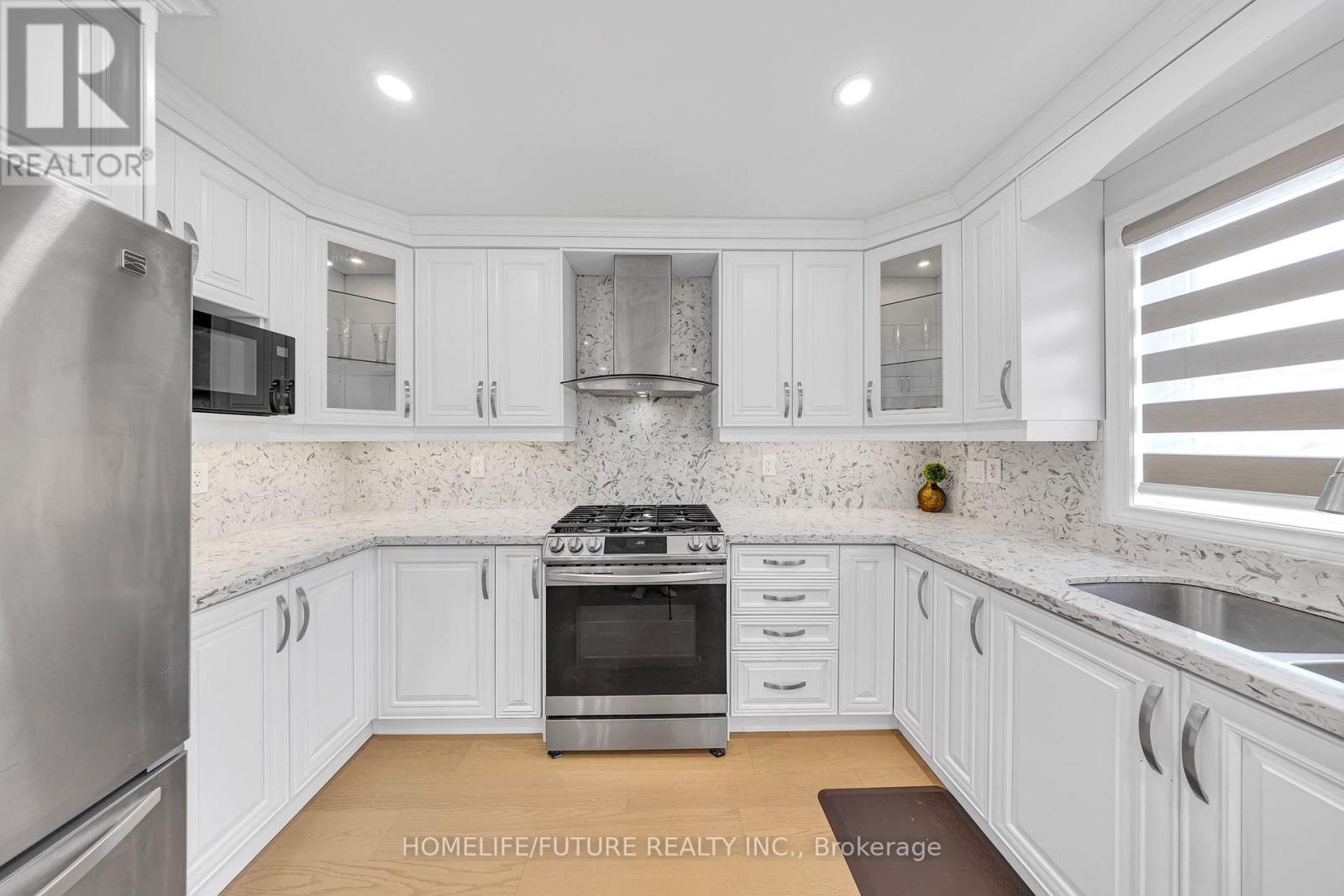 262 Helen Avenue, Markham, Ontario  L3R 1K1 - Photo 32 - N12936748