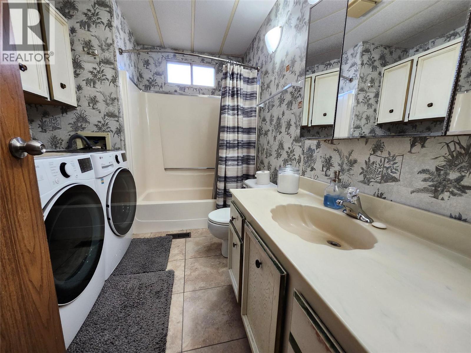 327 Edward Street, Revelstoke, British Columbia  V0E 2S0 - Photo 12 - 10372312