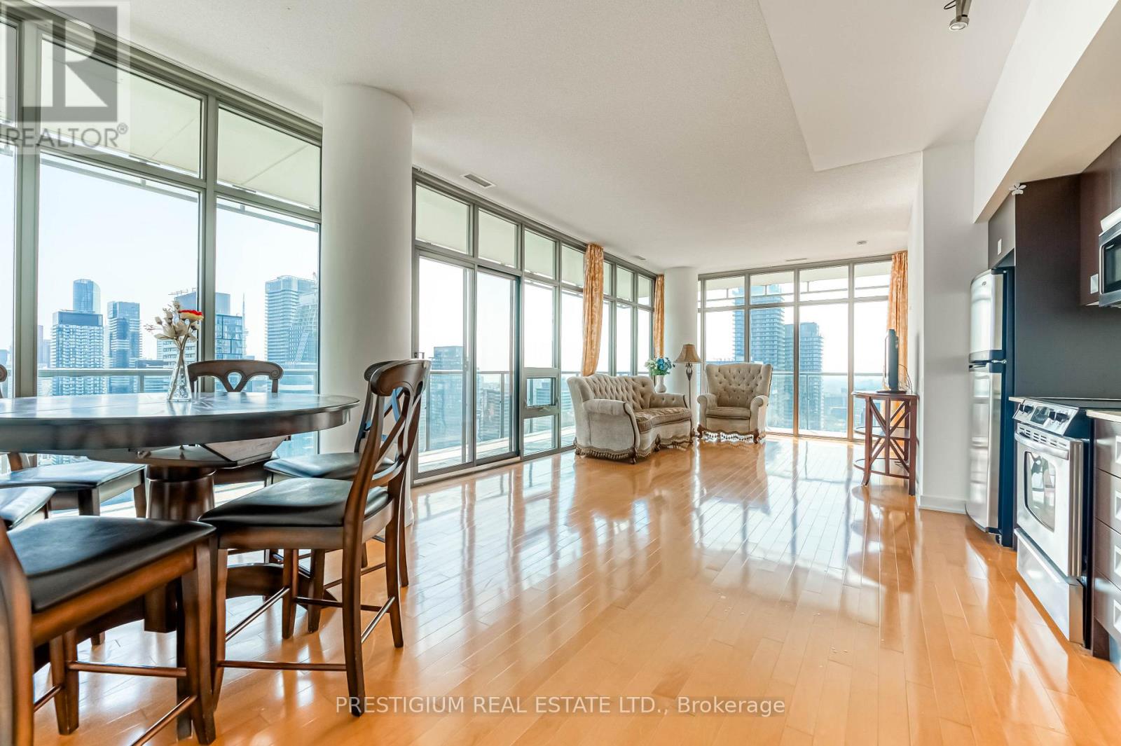 3704 - 33 Charles Street E, Toronto, Ontario  M4Y 0A2 - Photo 14 - C12937768