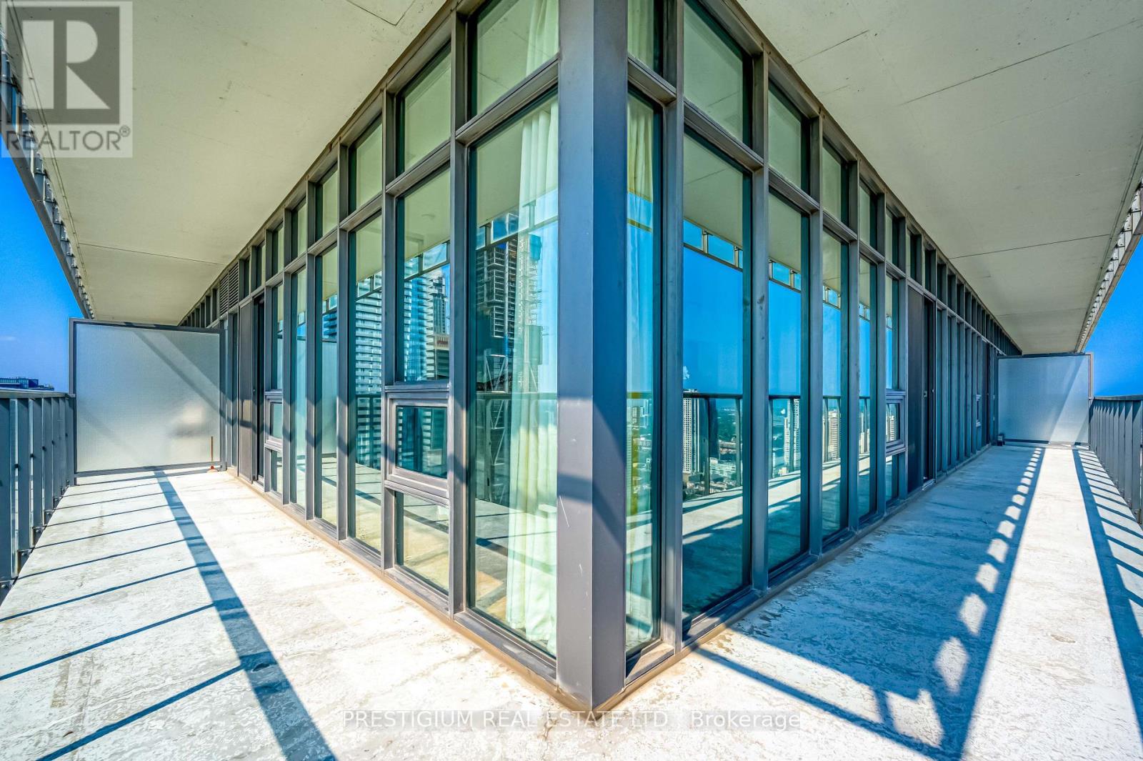 3704 - 33 Charles Street E, Toronto, Ontario  M4Y 0A2 - Photo 21 - C12937768