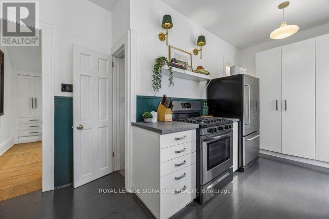 66 Coady Avenue, Toronto, Ontario  M4M 2Y8 - Photo 12 - E12937752