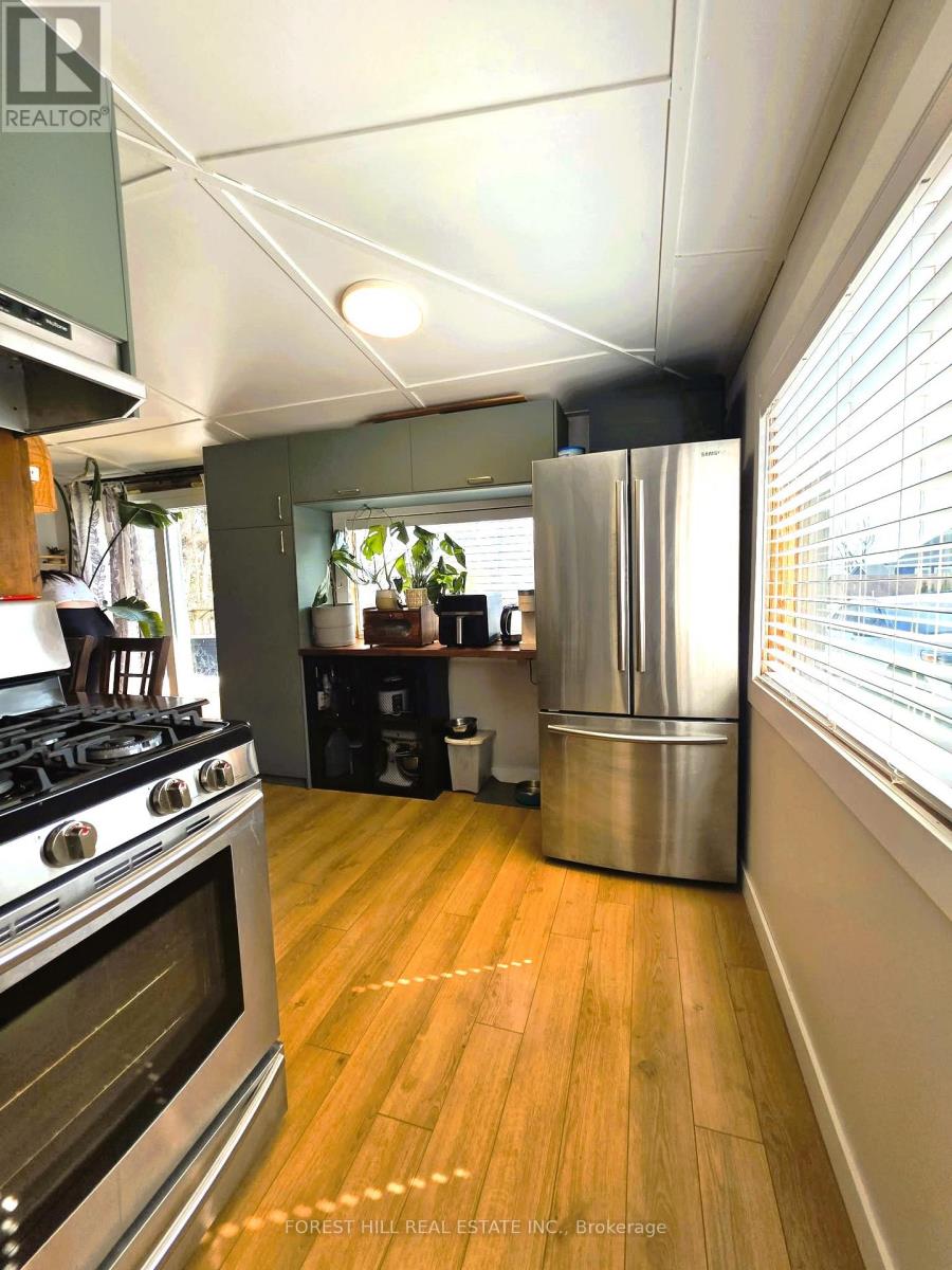 2224 Lakeshore Road E, Oro-Medonte (Hawkestone), Ontario  L0L 1T0 - Photo 5 - S12937742