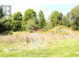 8 GREENLAW COURT, Springwater, Ontario