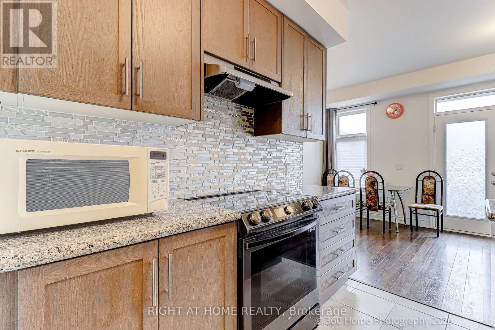3014 Islington Avenue W, Toronto, Ontario  M9L 0A6 - Photo 22 - W12937758