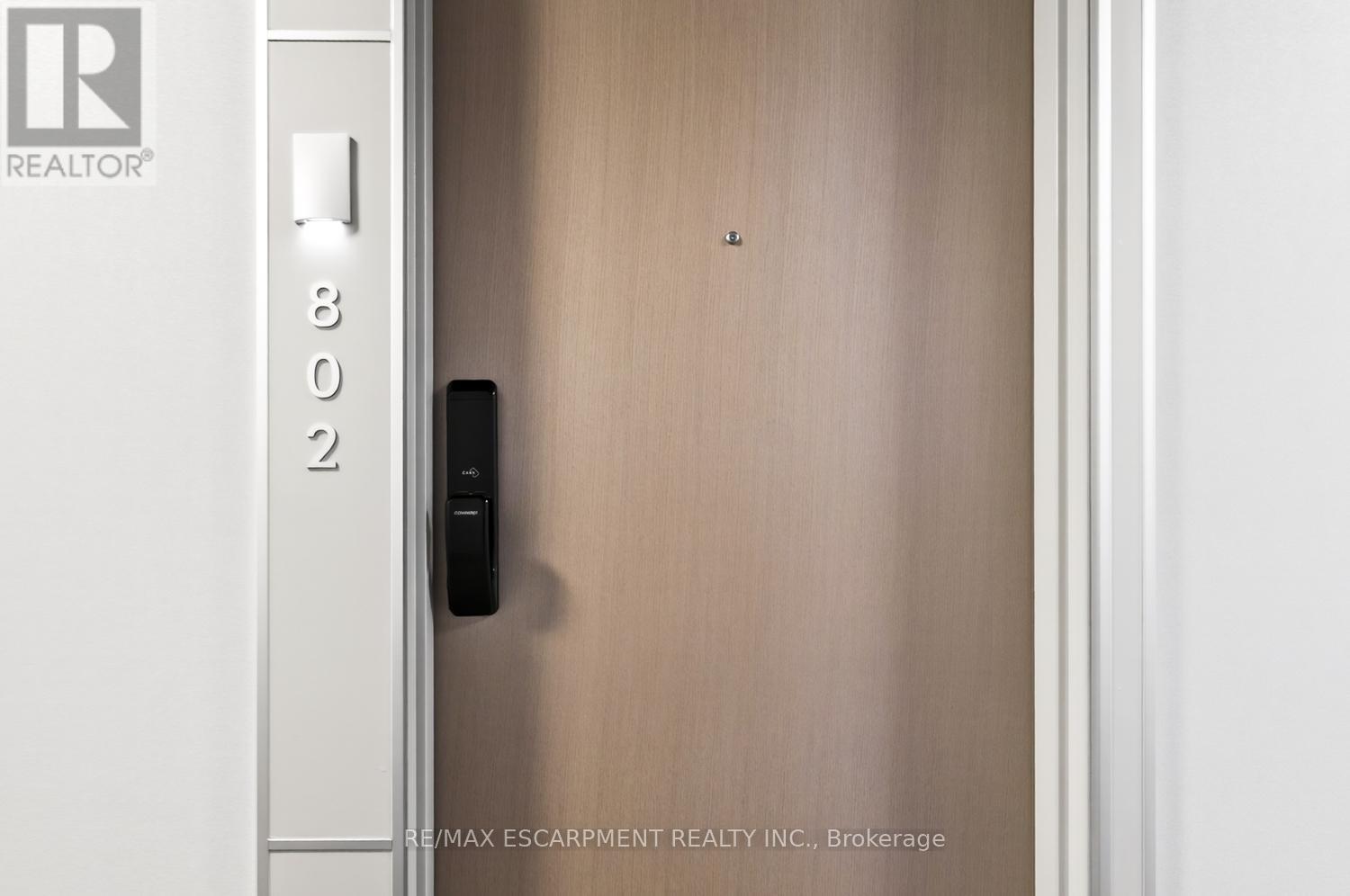 A802 - 3210 Dakota Common, Burlington, Ontario  L7M 2A8 - Photo 5 - W12937764