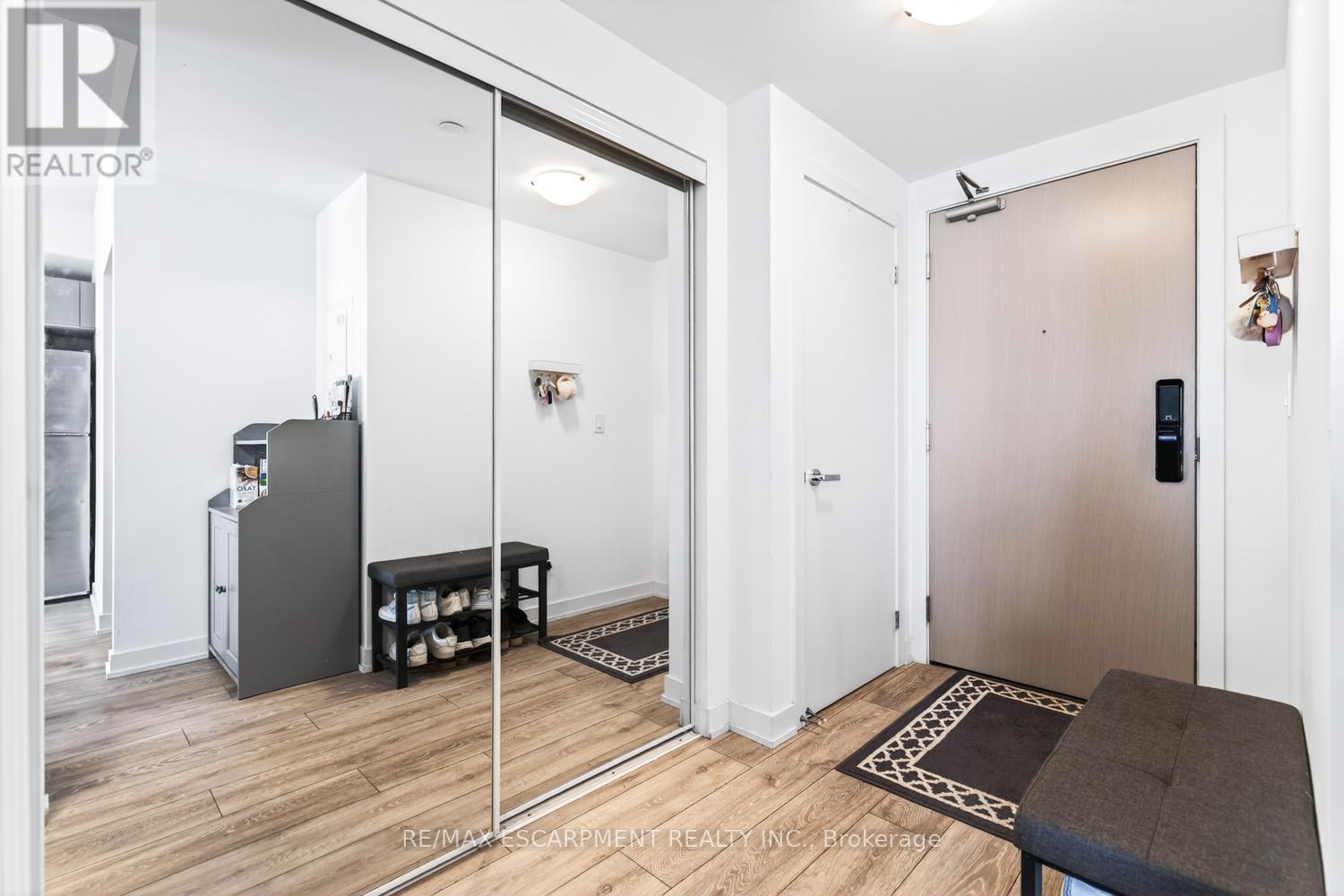 A802 - 3210 Dakota Common, Burlington, Ontario  L7M 2A8 - Photo 6 - W12937764