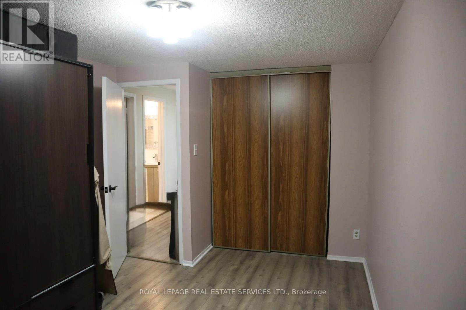 43 - 6449 Glen Erin Drive, Mississauga, Ontario  L5N 2T2 - Photo 12 - W12937780