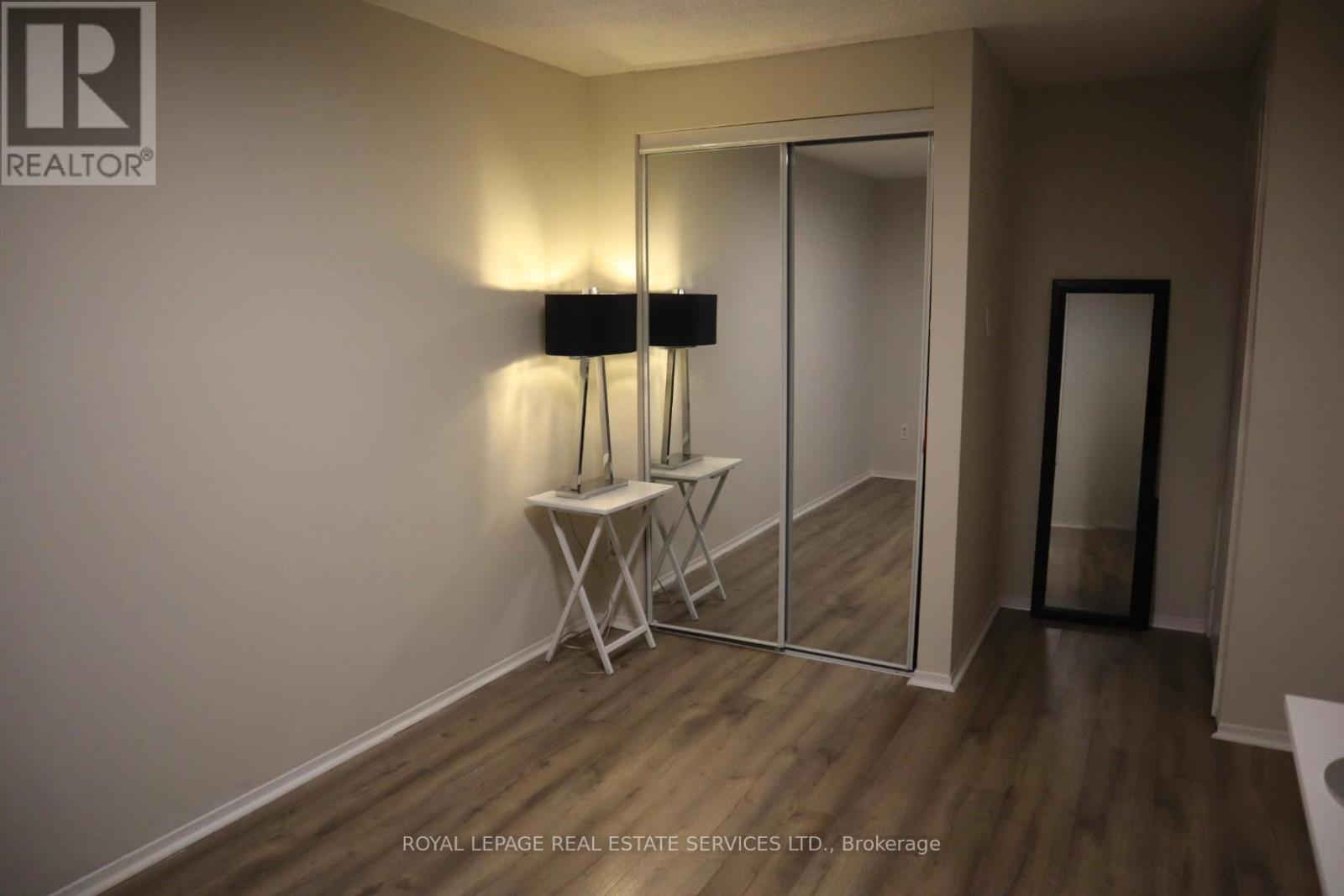 43 - 6449 Glen Erin Drive, Mississauga, Ontario  L5N 2T2 - Photo 15 - W12937780