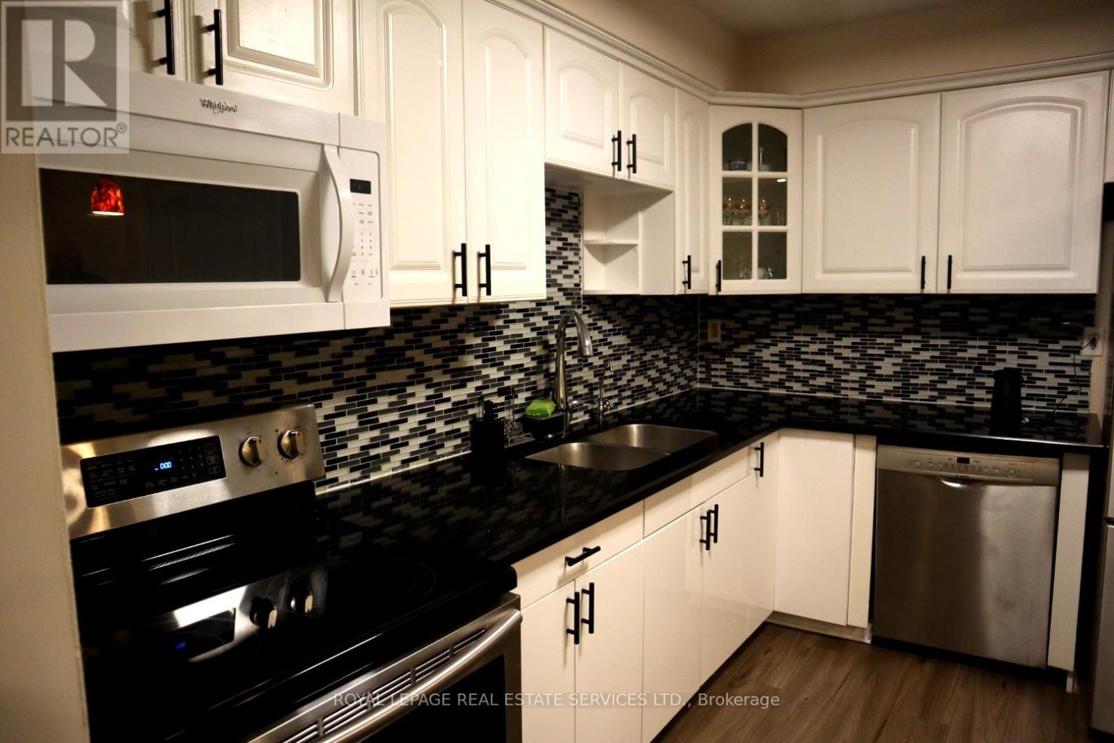 43 - 6449 Glen Erin Drive, Mississauga, Ontario  L5N 2T2 - Photo 5 - W12937780