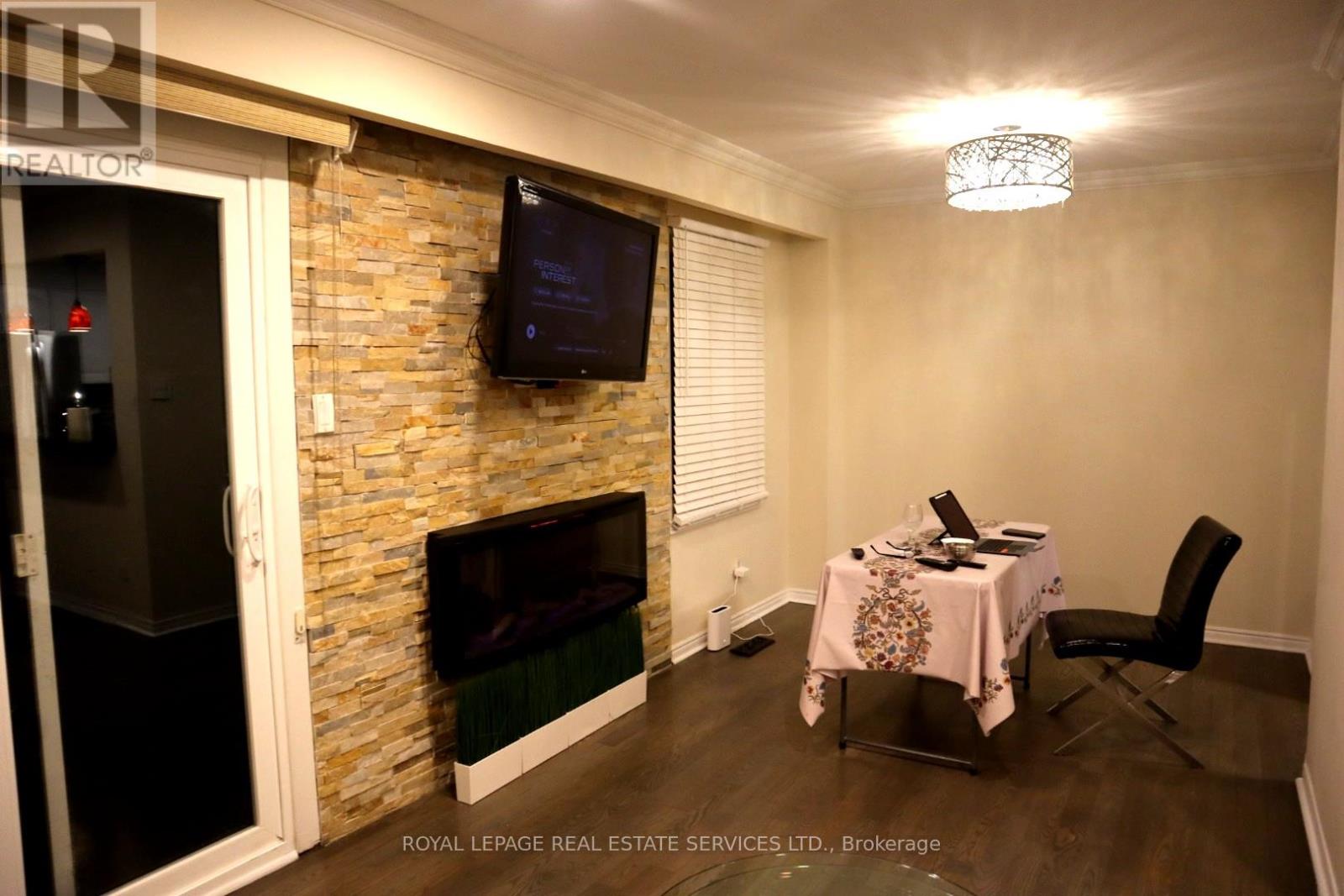 43 - 6449 Glen Erin Drive, Mississauga, Ontario  L5N 2T2 - Photo 7 - W12937780