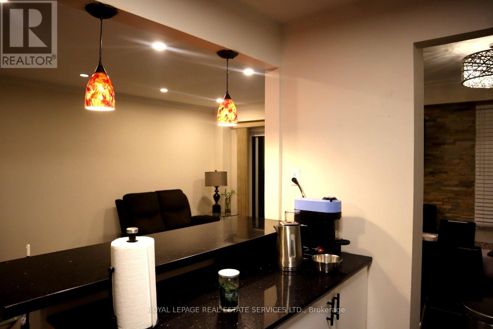 43 - 6449 Glen Erin Drive, Mississauga, Ontario  L5N 2T2 - Photo 8 - W12937780