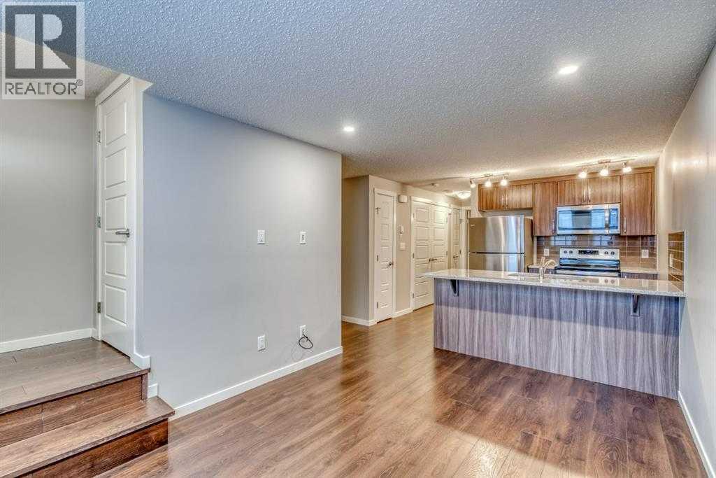1818, 7451 Falconridge Boulevard NE, Calgary, Alberta  T3J 0Z8 - Photo 3 - A2287756