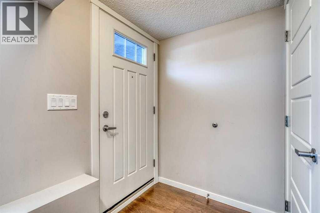 1818, 7451 Falconridge Boulevard NE, Calgary, Alberta  T3J 0Z8 - Photo 2 - A2287756