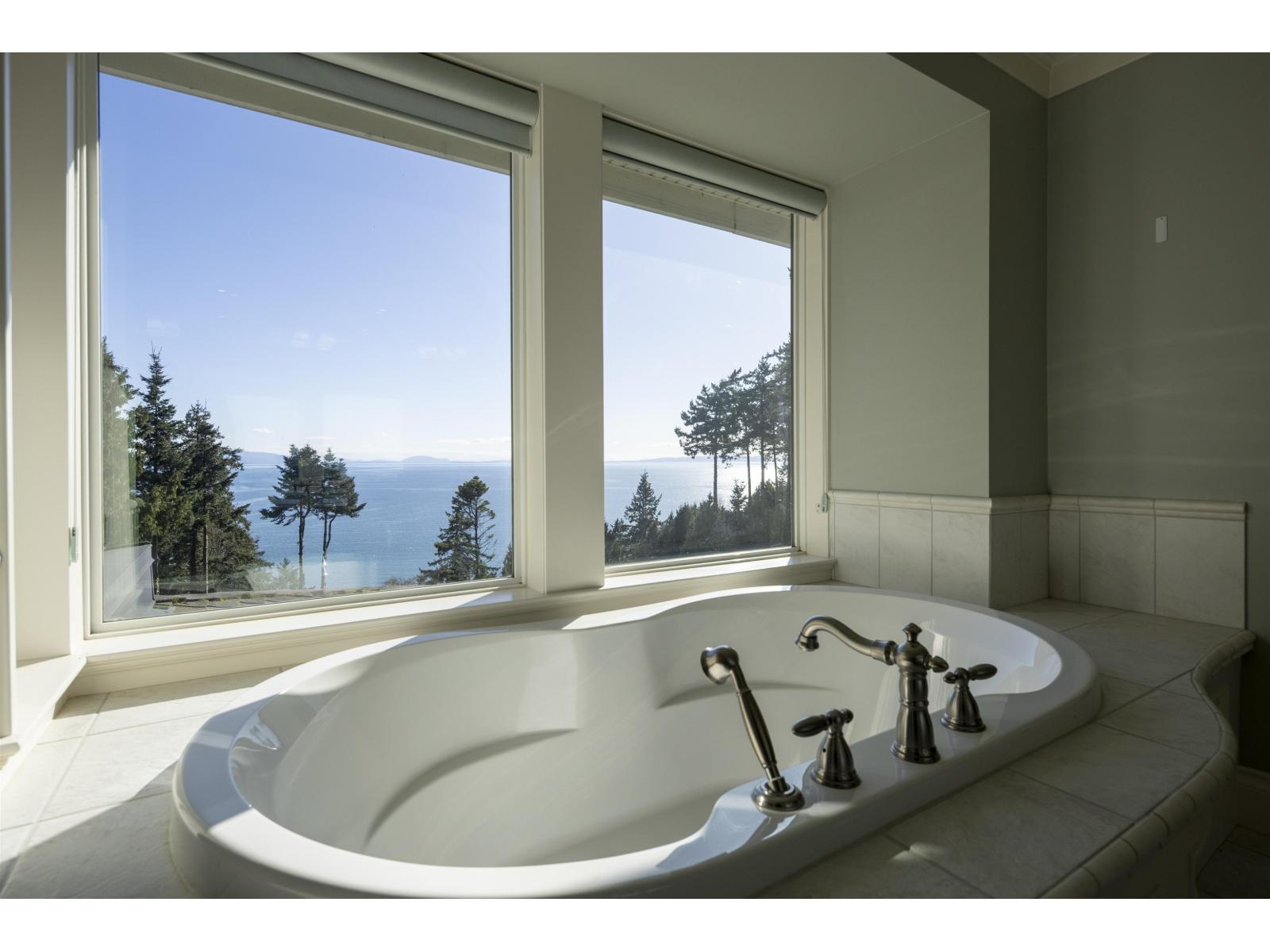 13922 Terry Road, White Rock, British Columbia  V4B 1A2 - Photo 20 - R3105145