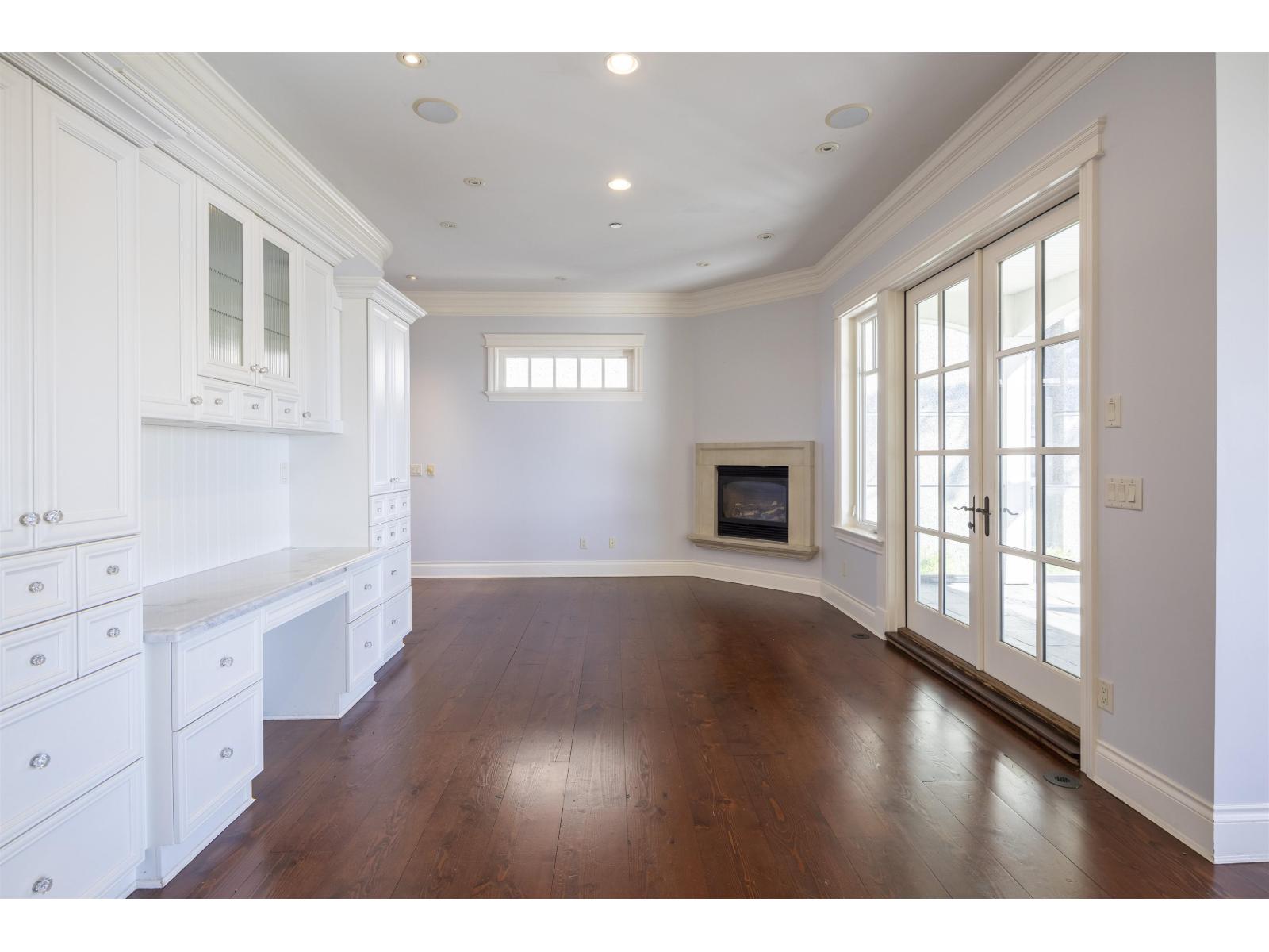 13922 Terry Road, White Rock, British Columbia  V4B 1A2 - Photo 16 - R3105145