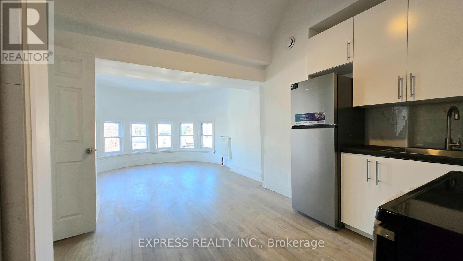 304 - 252 James Street S, Hamilton, Ontario  L8P 3B5 - Photo 10 - X12937774