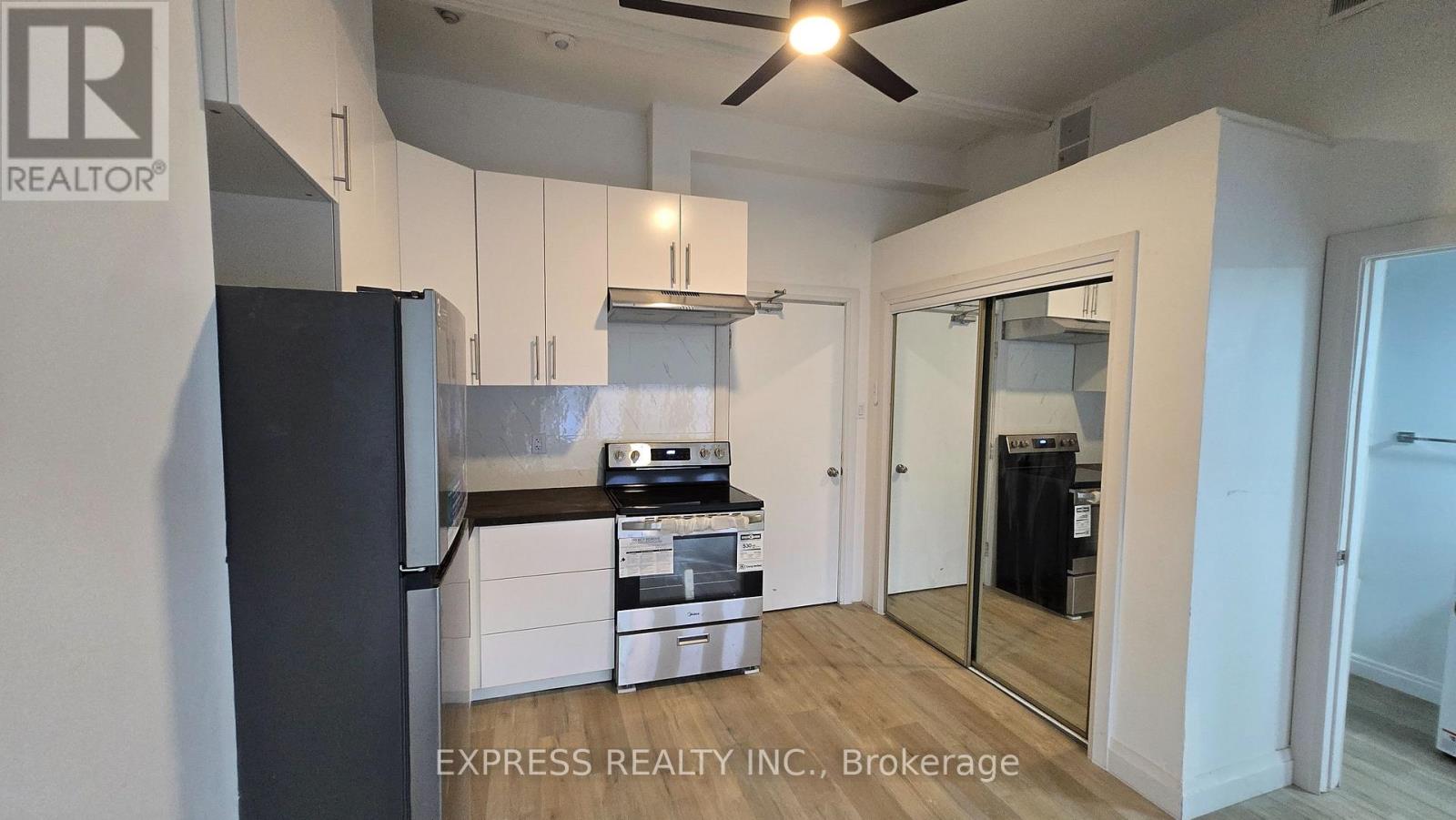 304 - 252 James Street S, Hamilton, Ontario  L8P 3B5 - Photo 6 - X12937774