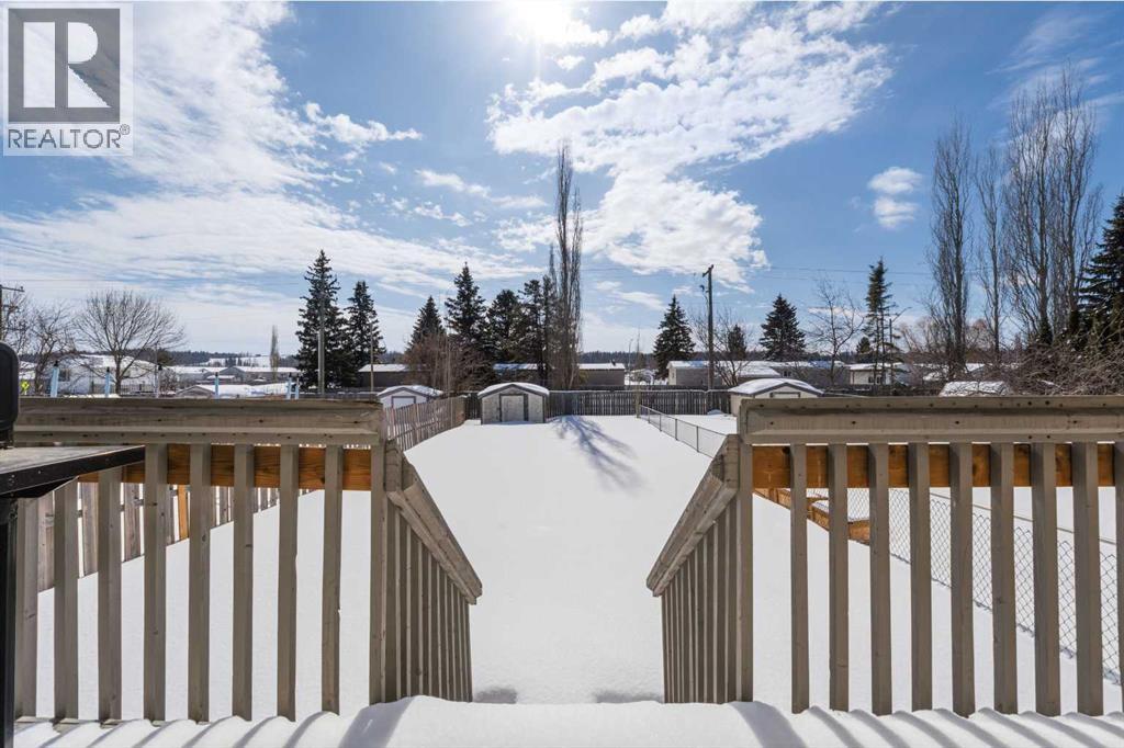 11 Merrifield Place, Whitecourt, Alberta  T7S 1T3 - Photo 13 - A2297082