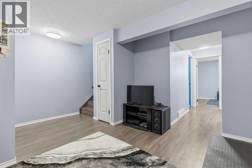 11 Merrifield Place, Whitecourt, Alberta  T7S 1T3 - Photo 24 - A2297082