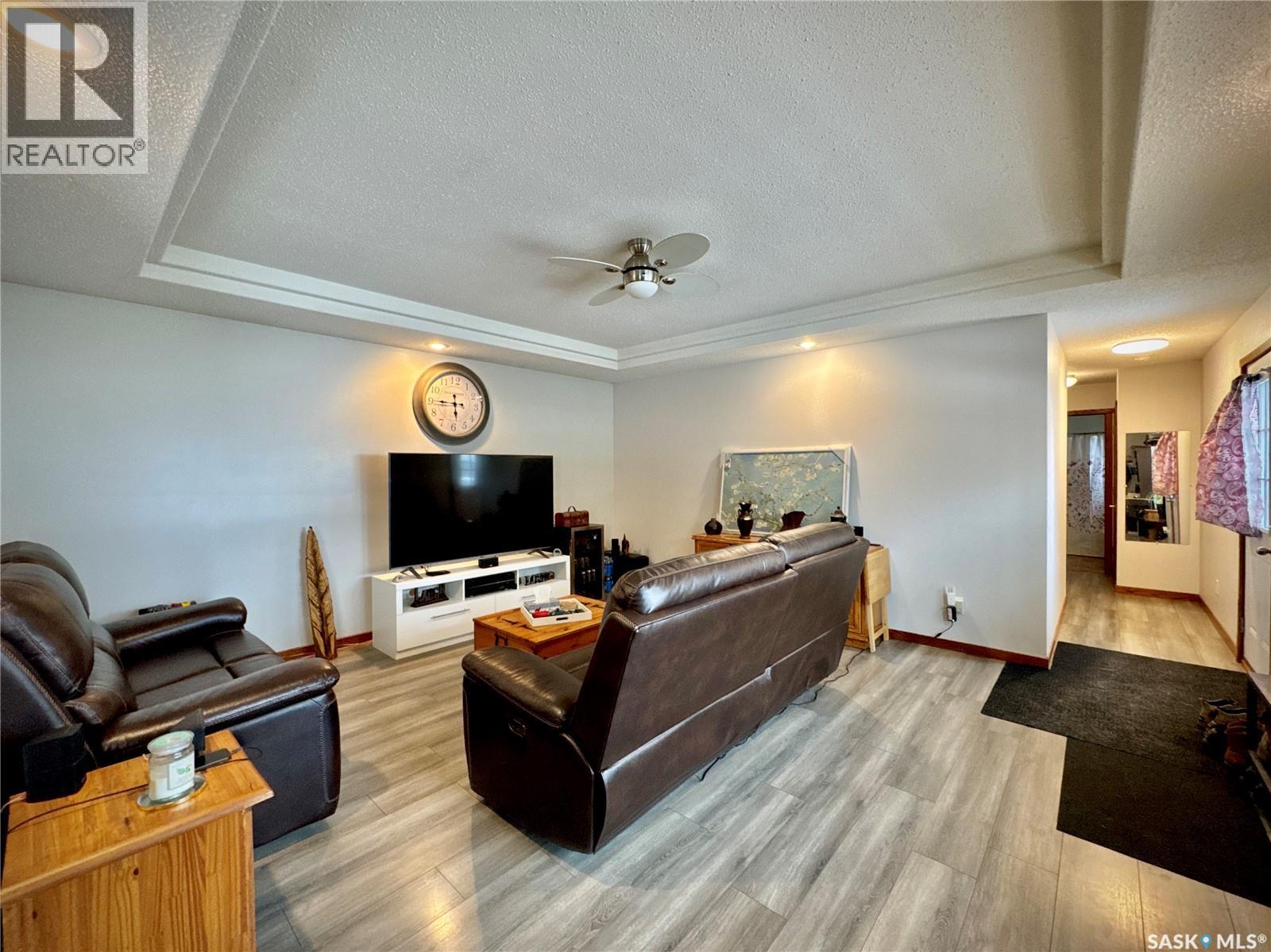 220 Fifth Street, Bredenbury, Saskatchewan  S0A 0H0 - Photo 12 - SK031502