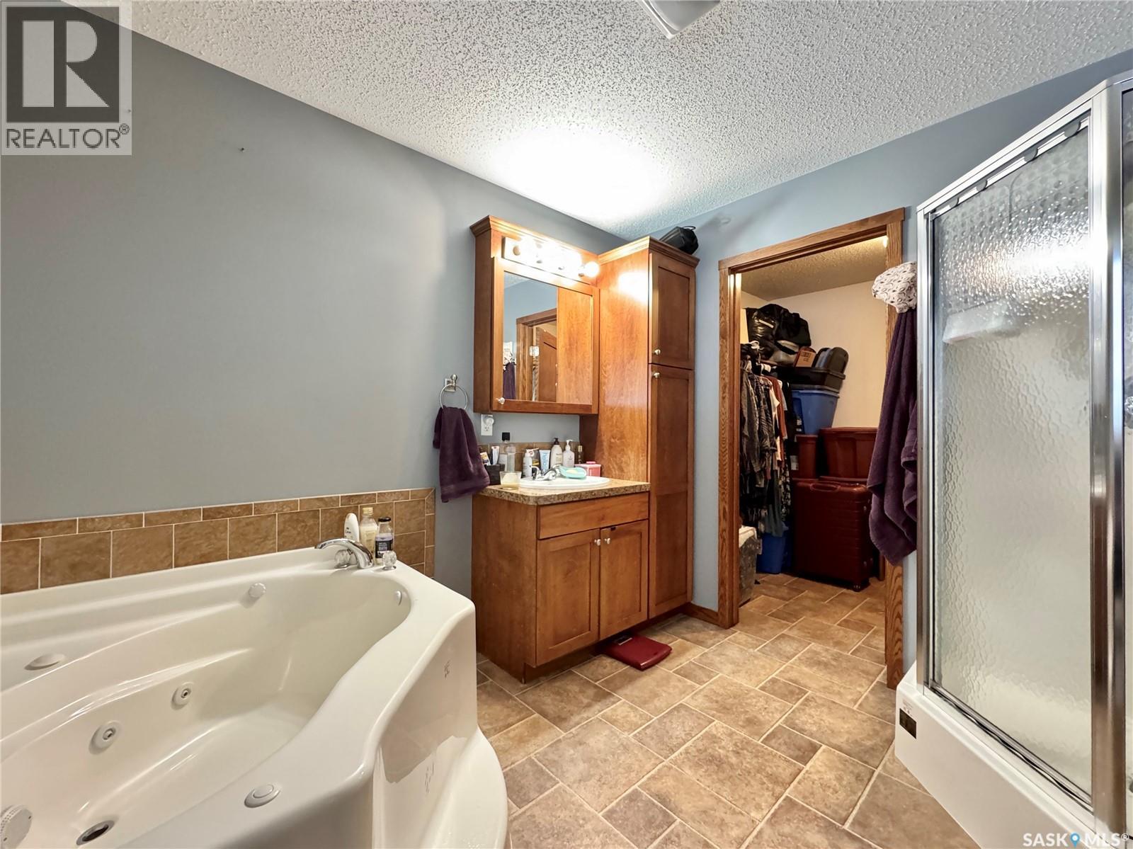 220 Fifth Street, Bredenbury, Saskatchewan  S0A 0H0 - Photo 18 - SK031502