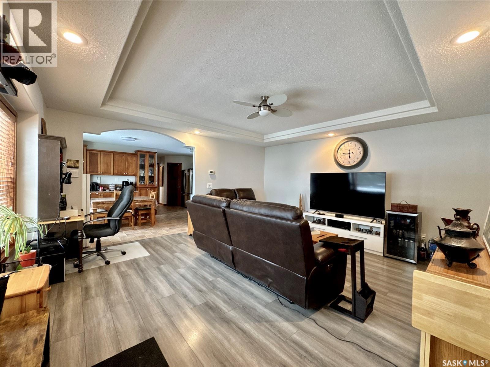 220 Fifth Street, Bredenbury, Saskatchewan  S0A 0H0 - Photo 13 - SK031502