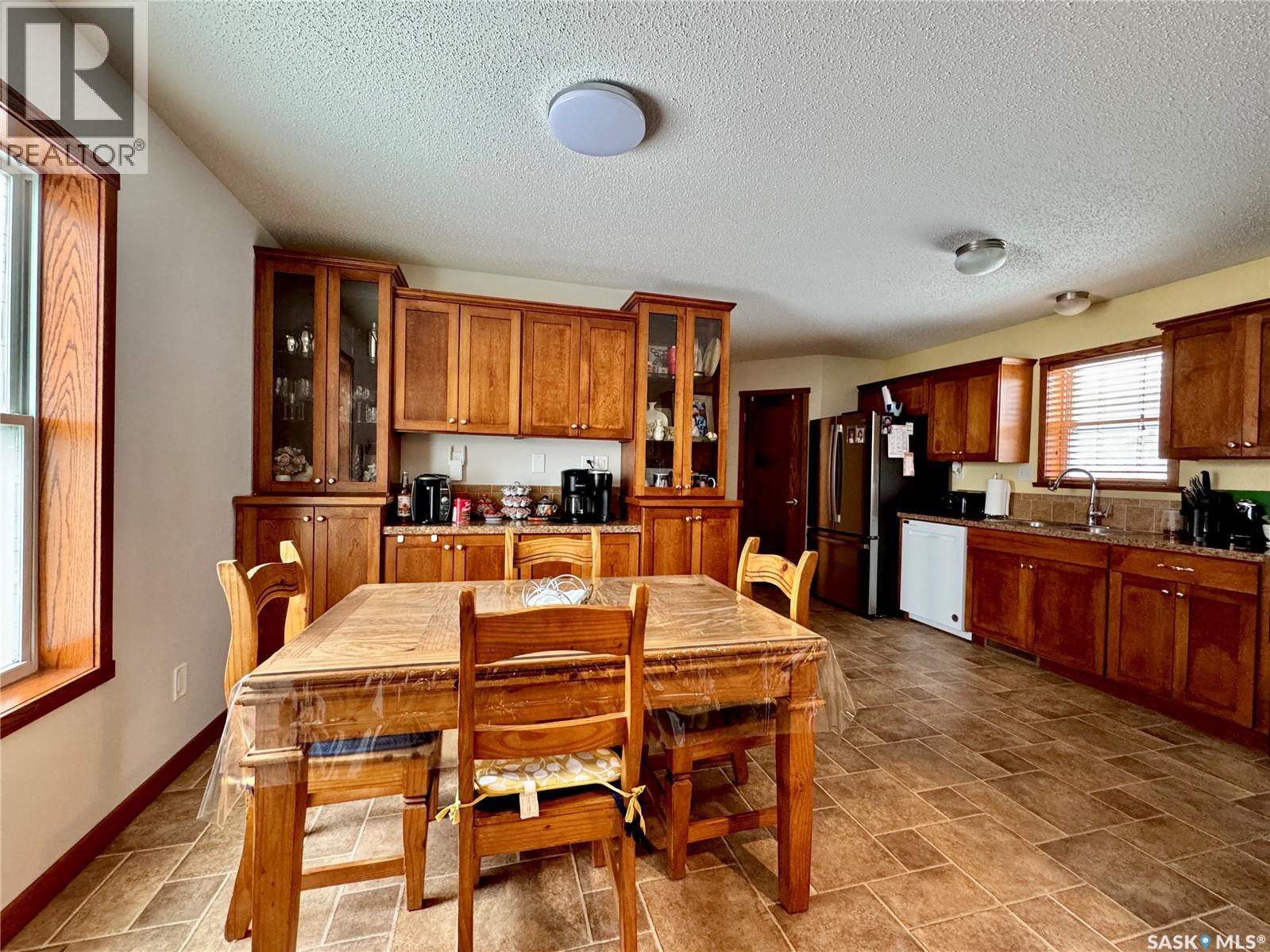 220 Fifth Street, Bredenbury, Saskatchewan  S0A 0H0 - Photo 9 - SK031502