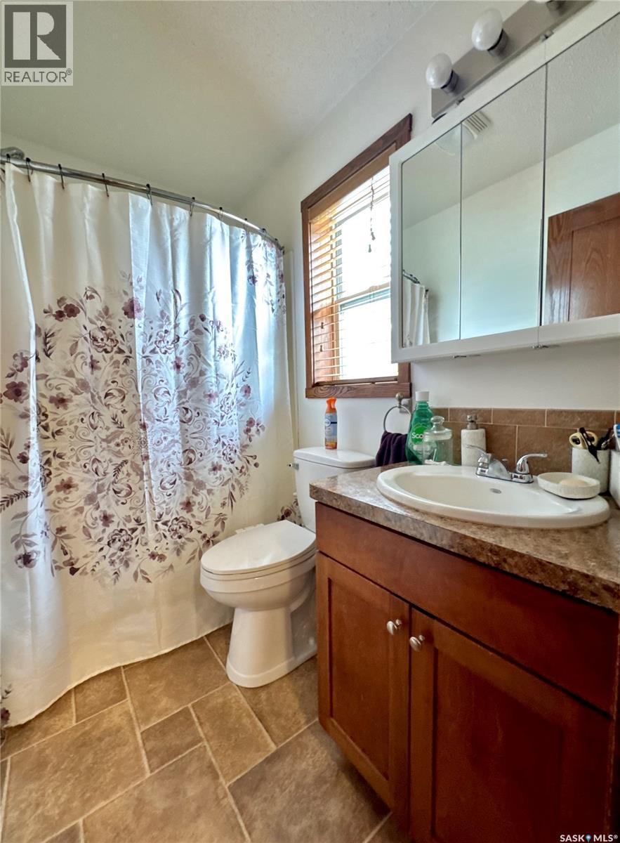 220 Fifth Street, Bredenbury, Saskatchewan  S0A 0H0 - Photo 28 - SK031502