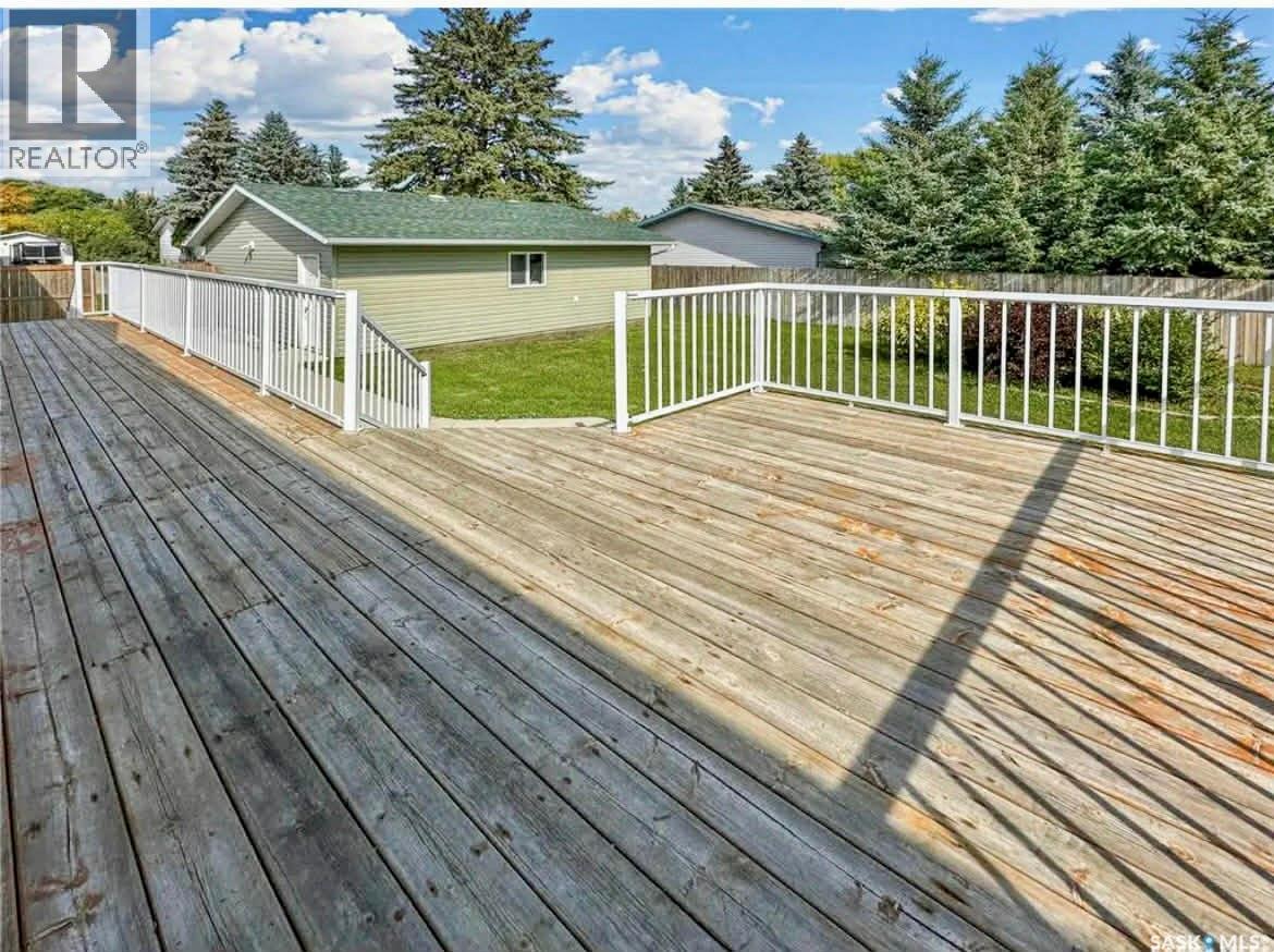 220 Fifth Street, Bredenbury, Saskatchewan  S0A 0H0 - Photo 32 - SK031502