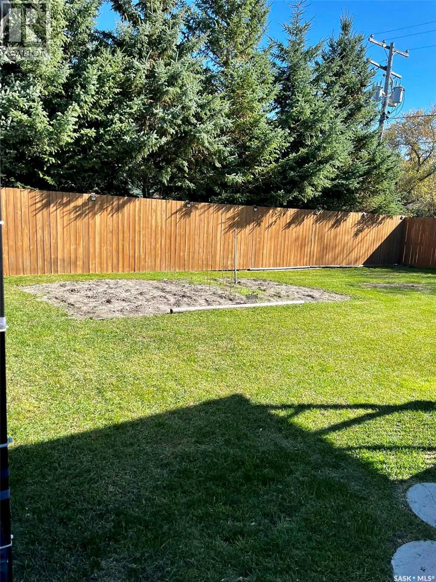 220 Fifth Street, Bredenbury, Saskatchewan  S0A 0H0 - Photo 37 - SK031502