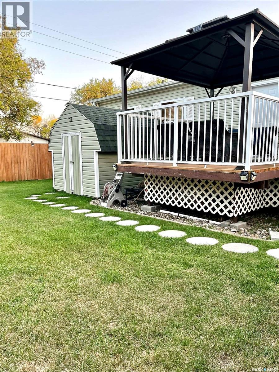 220 Fifth Street, Bredenbury, Saskatchewan  S0A 0H0 - Photo 34 - SK031502