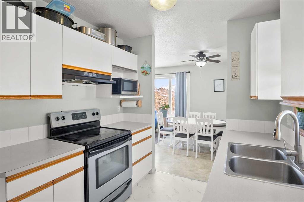 75 Southridge Crescent, Didsbury, Alberta  T0M 0W0 - Photo 10 - A2297076