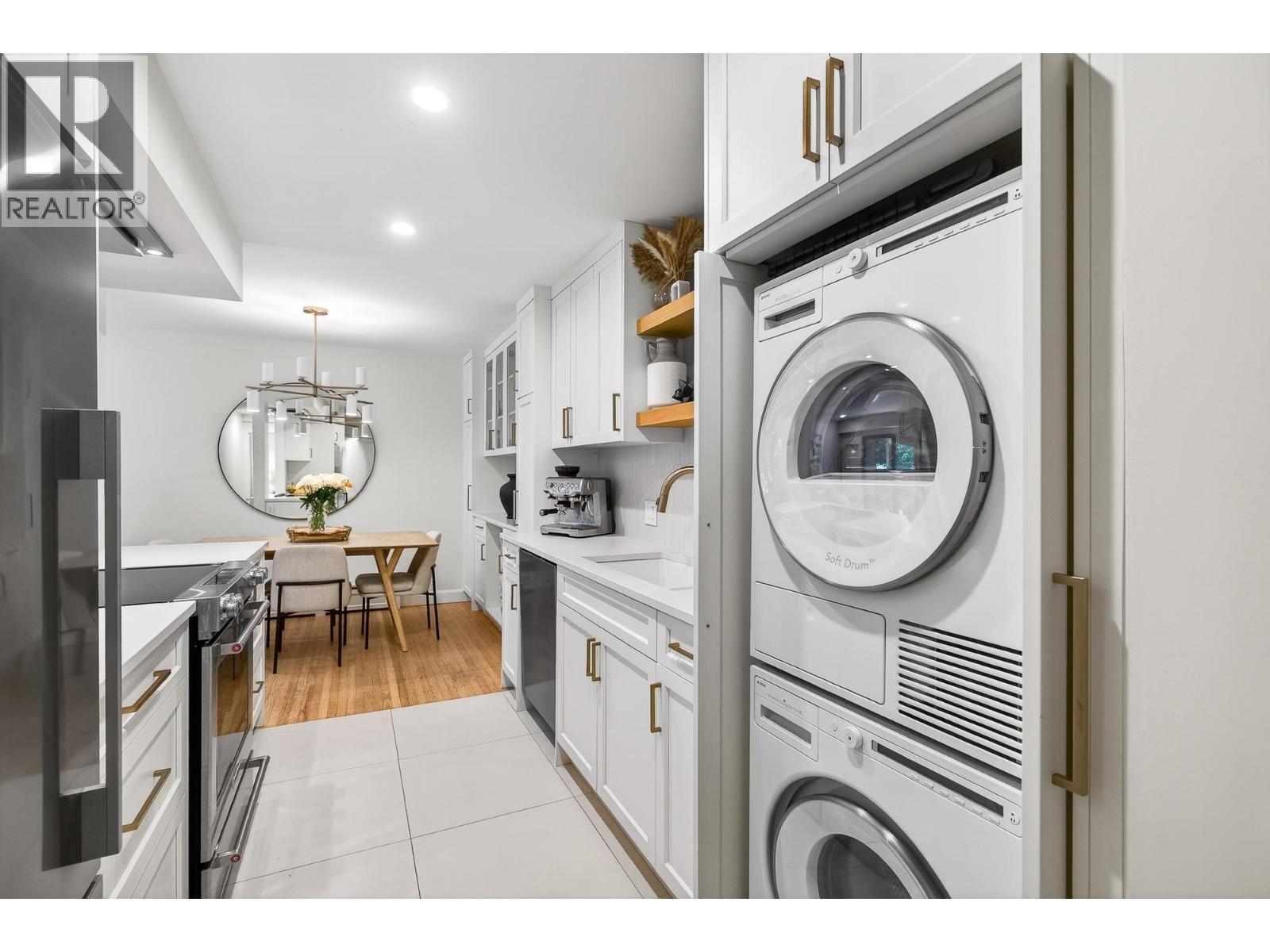 108 1424 Walnut Street, Vancouver, British Columbia  V6J 3R3 - Photo 13 - R3104491